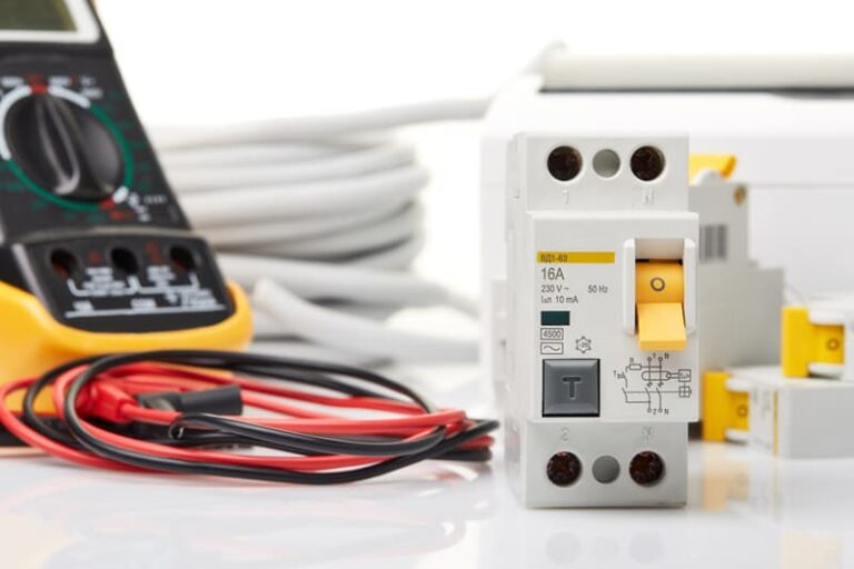 哪些行业要求电源隔离及其原因解析